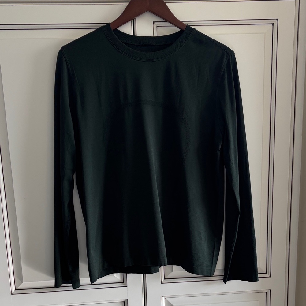 Rare Lululemon Rainforest Green Swiftly Relaxed‎ LS Top Women 6 New Style - Picture 2 of 11